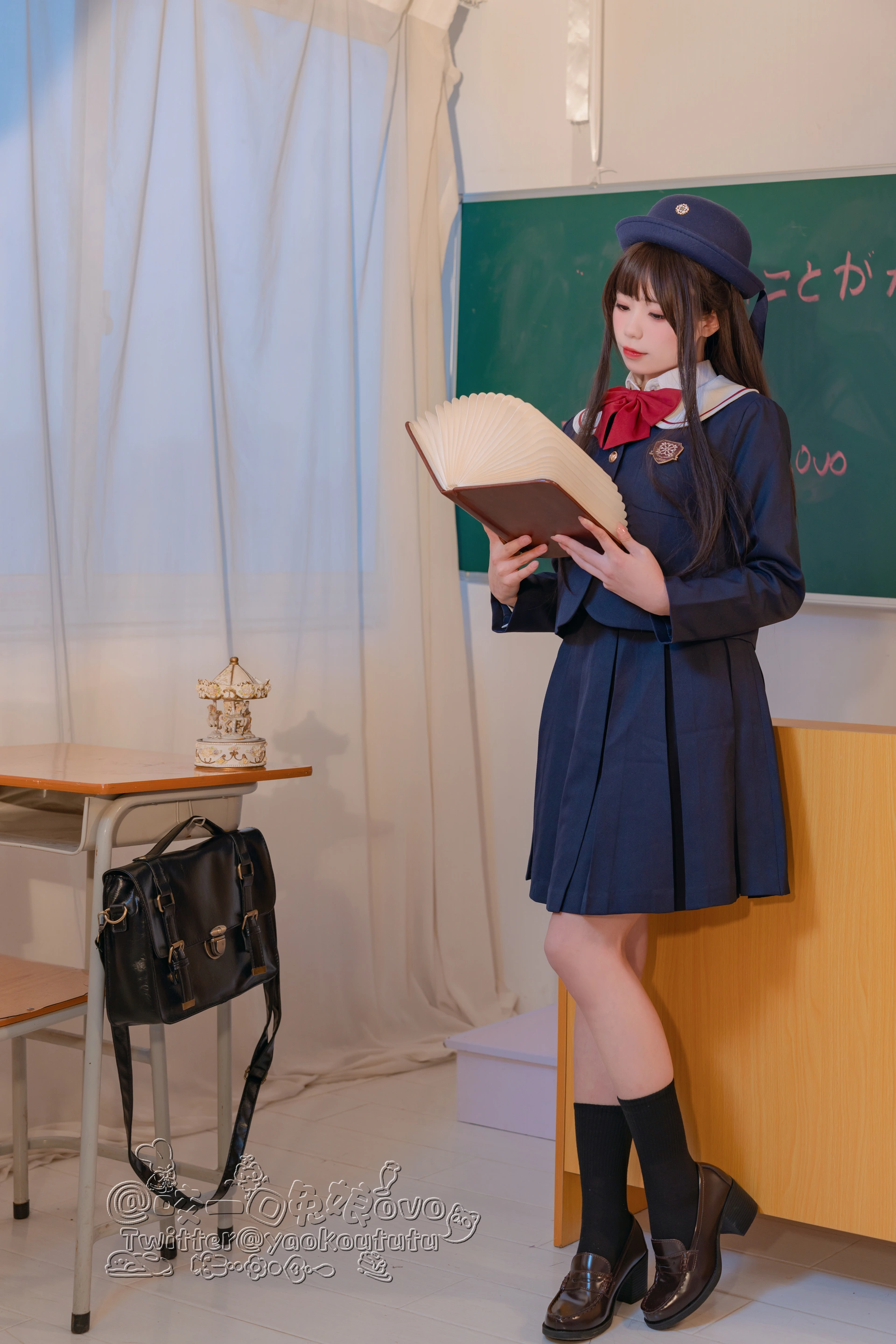 咬一口兔娘(黏黏团子兔) – NO.030 入学式 1